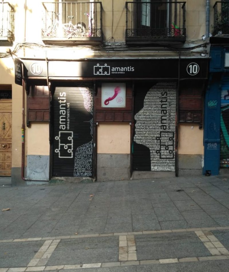Fachada-graffiti03-768x1024